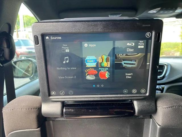 2021 Chrysler Pacifica Touring AWD