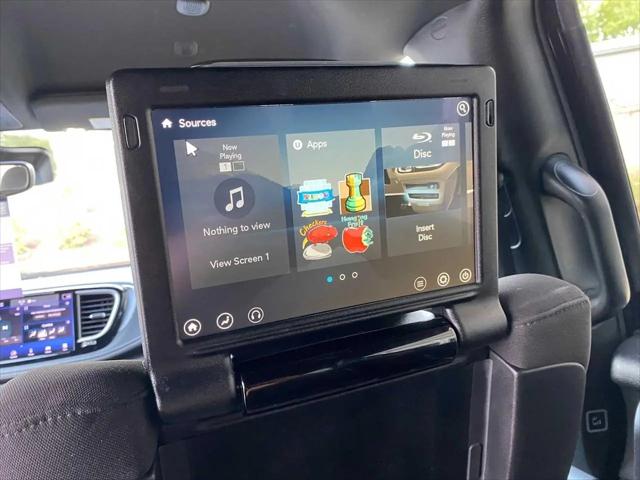 2021 Chrysler Pacifica Touring AWD