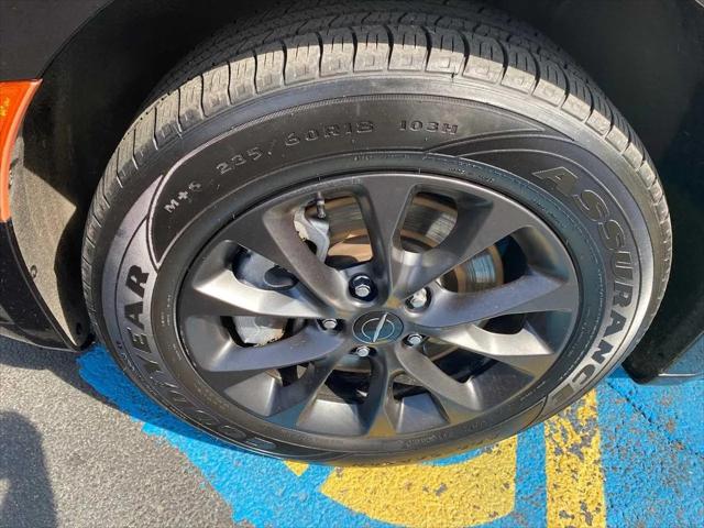 2021 Chrysler Pacifica Touring AWD