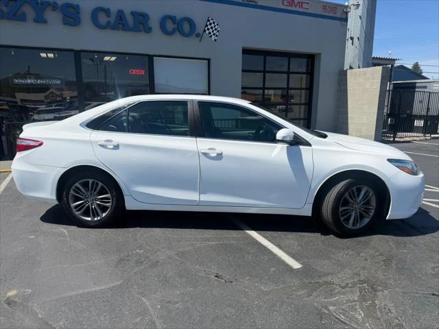 2016 Toyota Camry SE