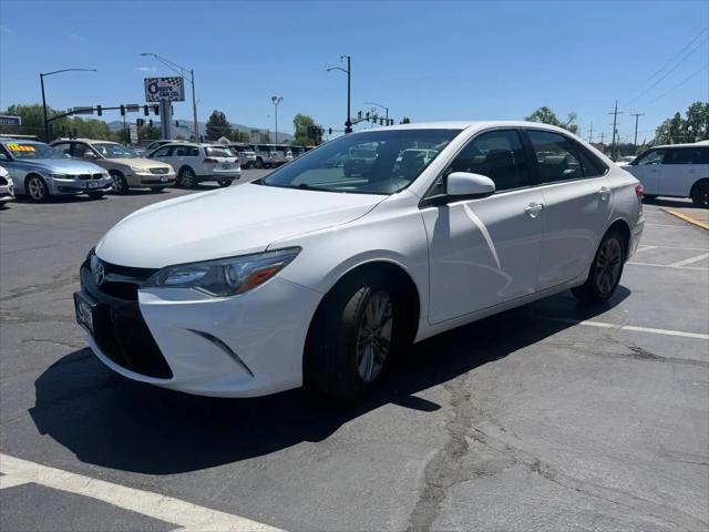 2016 Toyota Camry SE