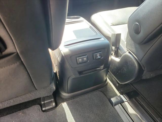 2018 Toyota Sienna SE 8 Passenger