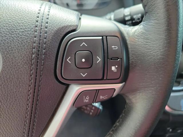 2018 Toyota Sienna SE 8 Passenger