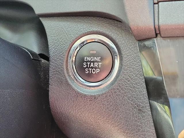2018 Toyota Sienna SE 8 Passenger