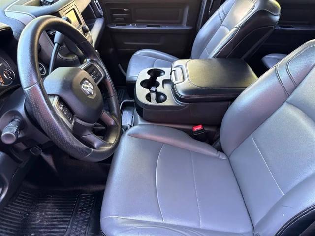 2022 Ram 3500 Tradesman Crew Cab 4x4 6'4" Box