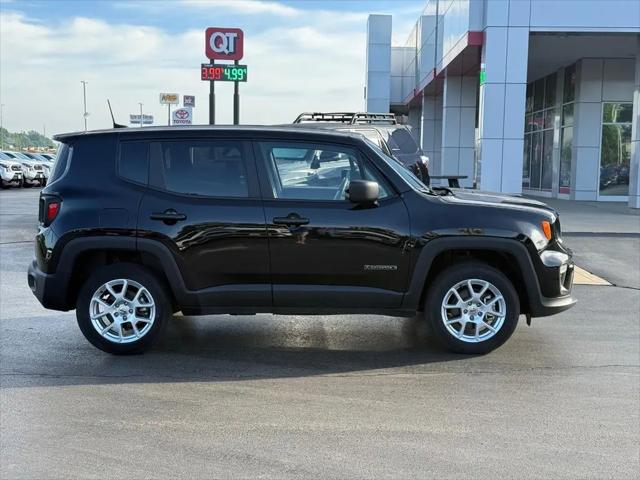 2023 Jeep Renegade Latitude 4x4