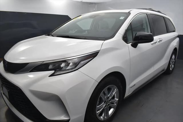 2021 Toyota Sienna XSE
