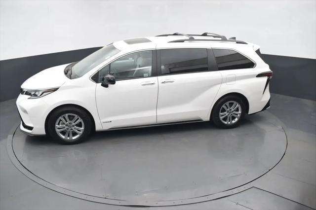 2021 Toyota Sienna XSE
