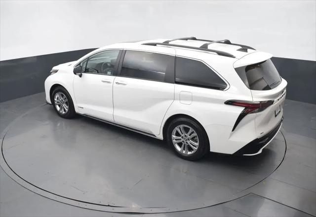 2021 Toyota Sienna XSE