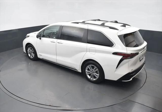 2021 Toyota Sienna XSE