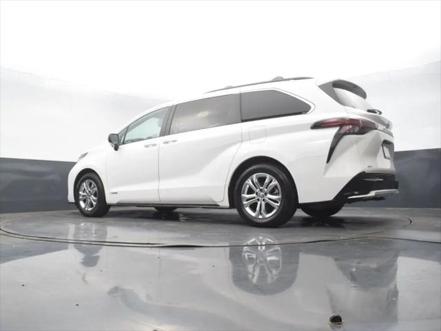 2021 Toyota Sienna XSE