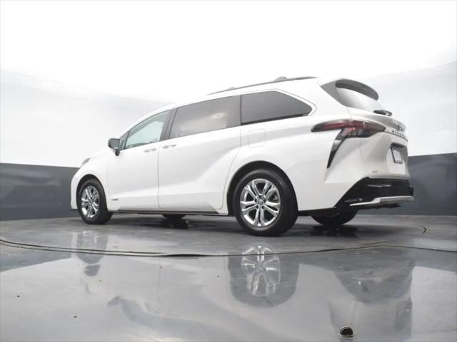 2021 Toyota Sienna XSE