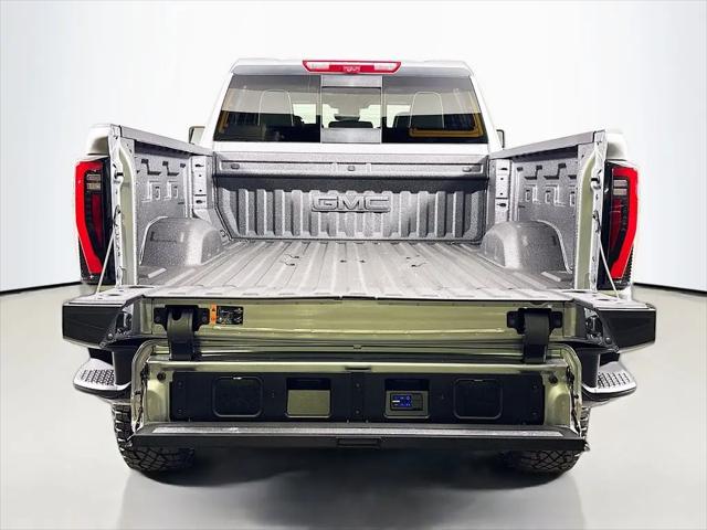 2026 GMC Sierra 2500HD Crew Cab, Standard Bed, AT4X, 4WD