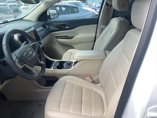 2023 GMC Acadia AWD Denali