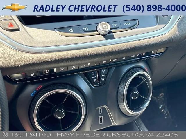 2025 Chevrolet Blazer AWD 2LT