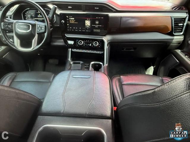 2024 GMC Sierra 3500HD 4WD Crew Cab Standard Bed Denali