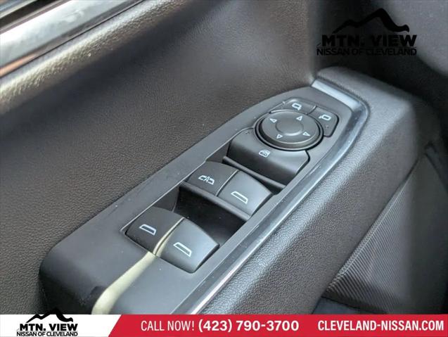 2023 GMC Sierra 1500 4WD Crew Cab Short Box Elevation with 3SB