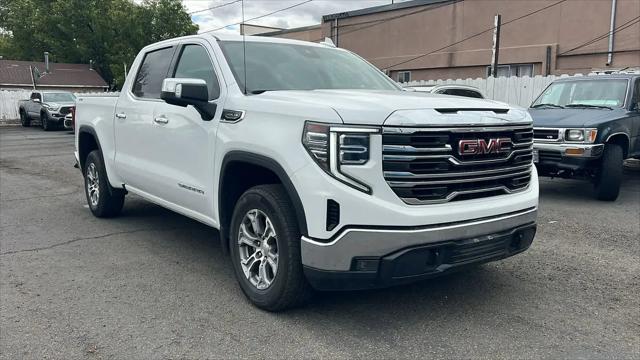 2025 GMC Sierra 1500 4WD Crew Cab Short Box SLT