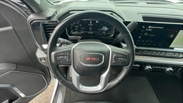 2025 GMC Sierra 1500 4WD Crew Cab Short Box SLT