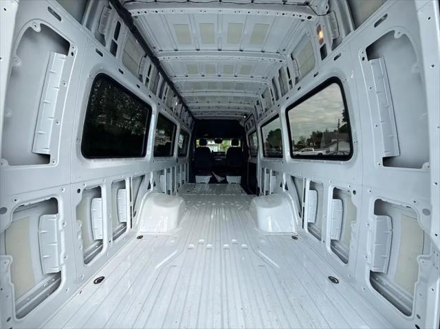 2024 Mercedes-Benz Sprinter 3500XD High Roof 4-Cyl Diesel HO