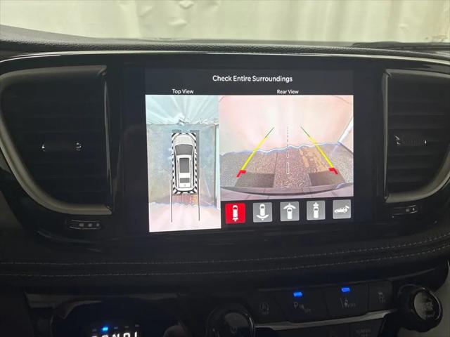 2027 Chrysler Pacifica Limited