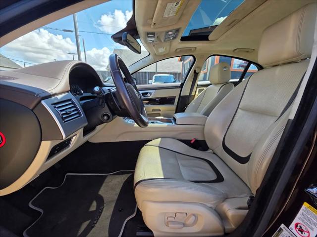 2012 Jaguar XF Portfolio