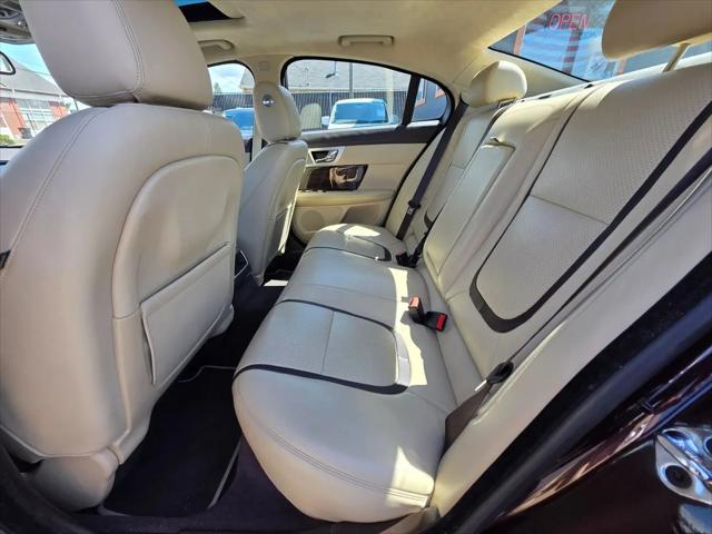 2012 Jaguar XF Portfolio