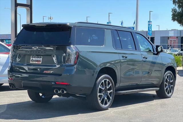 2025 Chevrolet Suburban 4WD RST