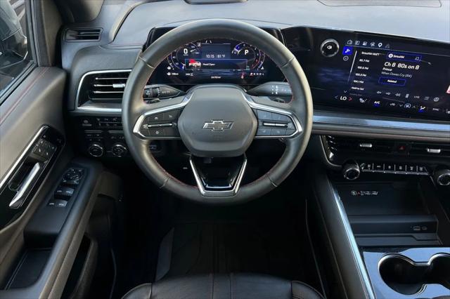 2025 Chevrolet Suburban 4WD RST