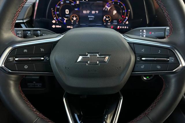 2025 Chevrolet Suburban 4WD RST