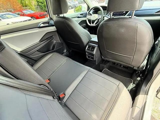 2024 Volkswagen Taos 1.5T SE