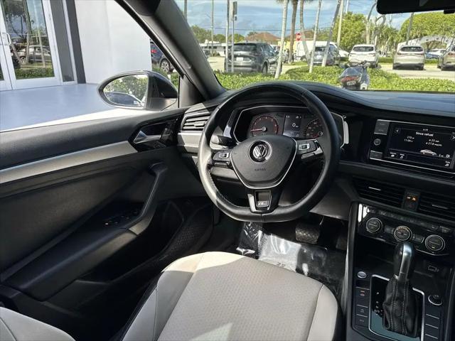 2019 Volkswagen Jetta 1.4T R-Line