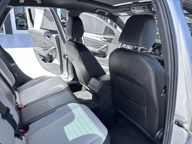 2019 Volkswagen Jetta 1.4T R-Line