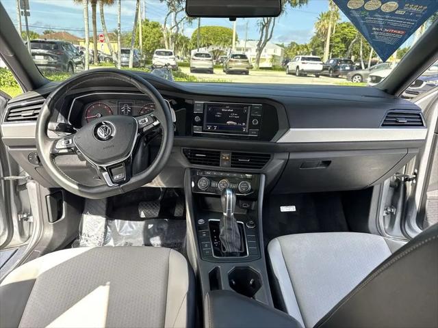 2019 Volkswagen Jetta 1.4T R-Line