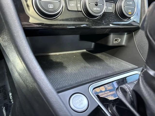 2019 Volkswagen Jetta 1.4T R-Line