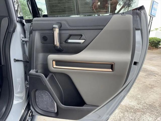 2024 GMC HUMMER EV e4WD 2X