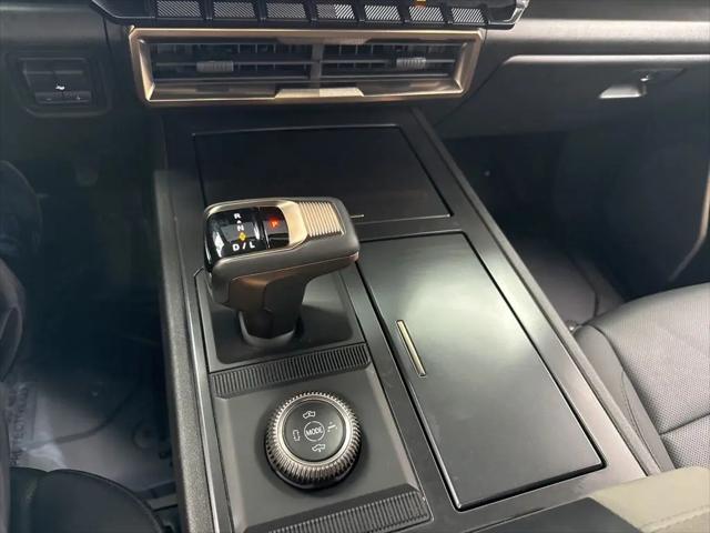 2024 GMC HUMMER EV e4WD 2X
