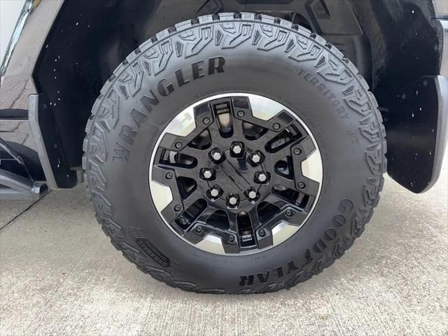 2024 GMC HUMMER EV e4WD 2X
