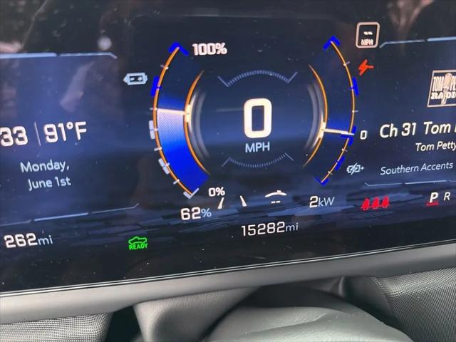 2025 Chevrolet Silverado EV LT