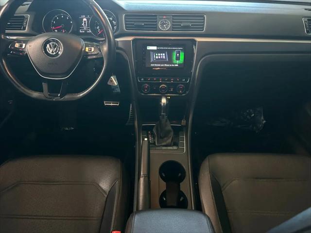 2017 Volkswagen Passat 1.8T R-Line