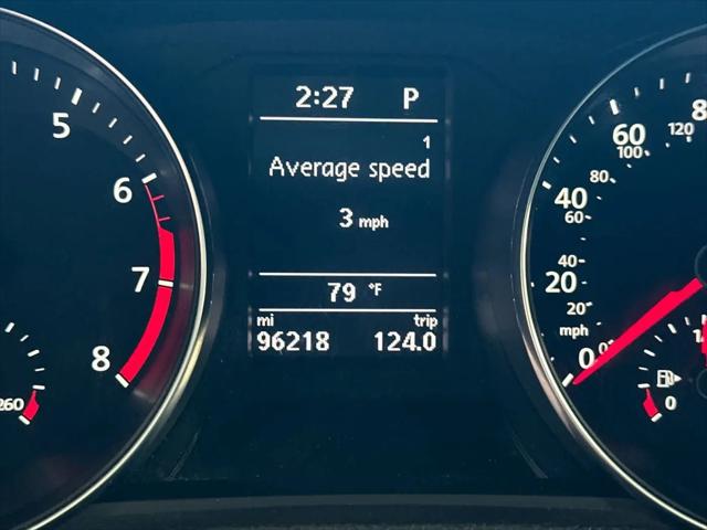 2017 Volkswagen Passat 1.8T R-Line