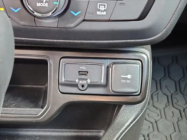 2020 Jeep Renegade Jeepster FWD
