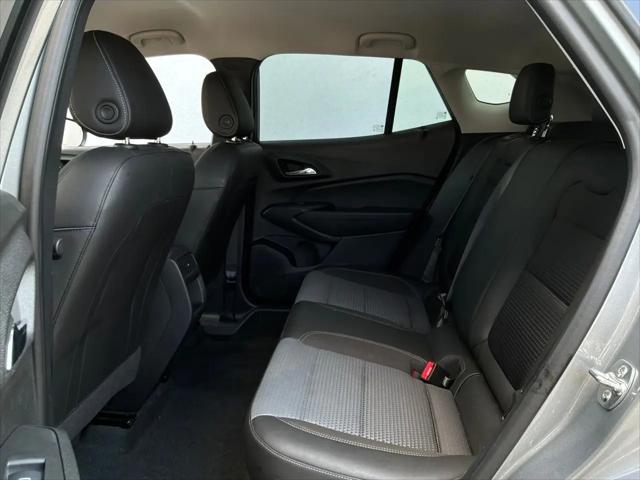 2025 Chevrolet Trax FWD LT