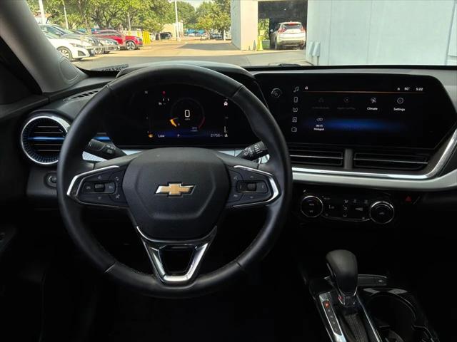 2025 Chevrolet Trax FWD LT