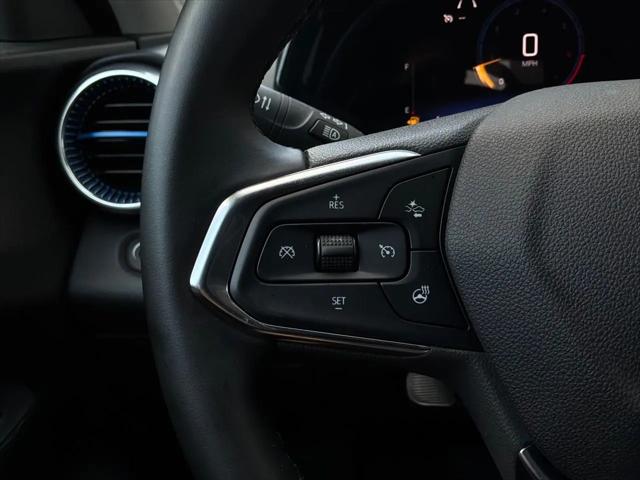 2025 Chevrolet Trax FWD LT