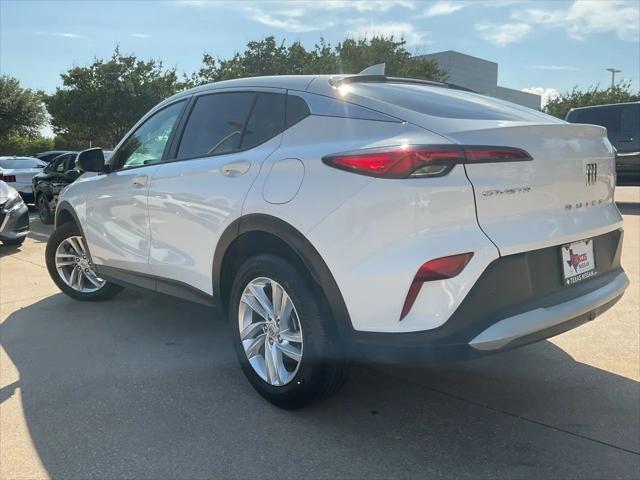 2025 Buick NV Preferred FWD