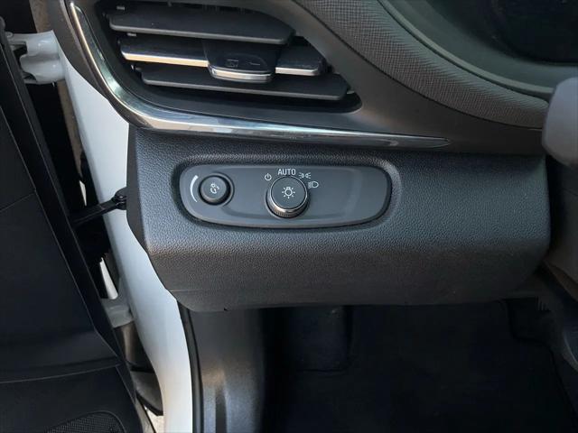 2025 Buick NV Preferred FWD