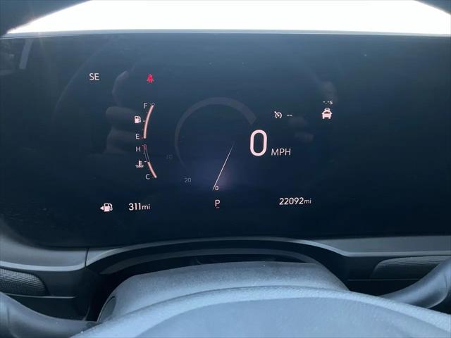 2025 Buick NV Preferred FWD