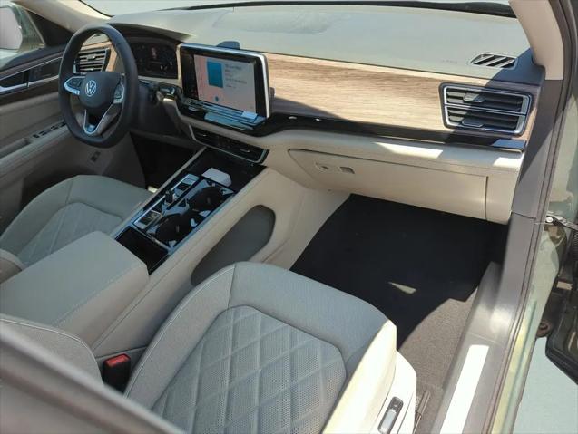 2026 Volkswagen Atlas SEL Premium R-Line