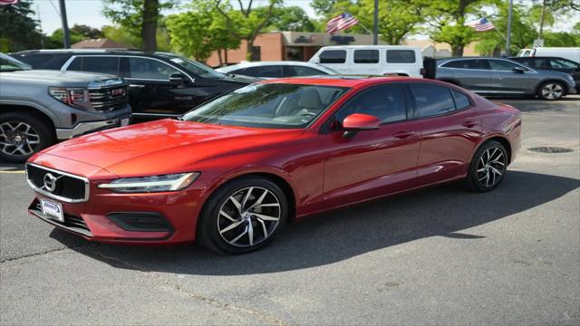 2020 Volvo S60 T6 Momentum